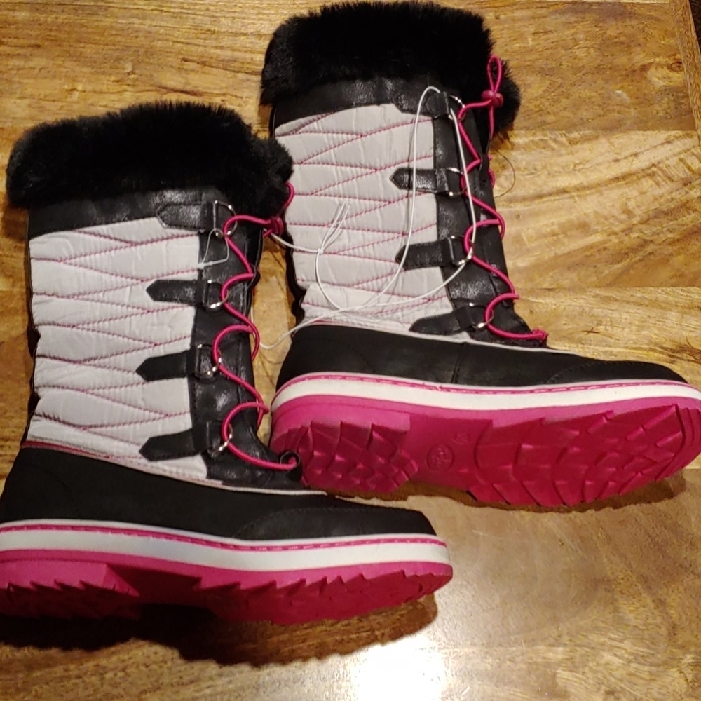 NEW Justice Winter Boots size 6